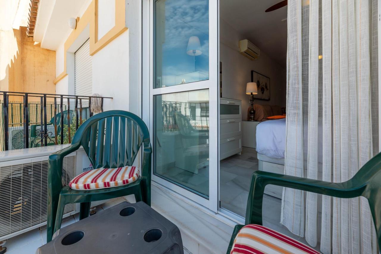Homeforguest Bright In La Carihuela Near The Apartament