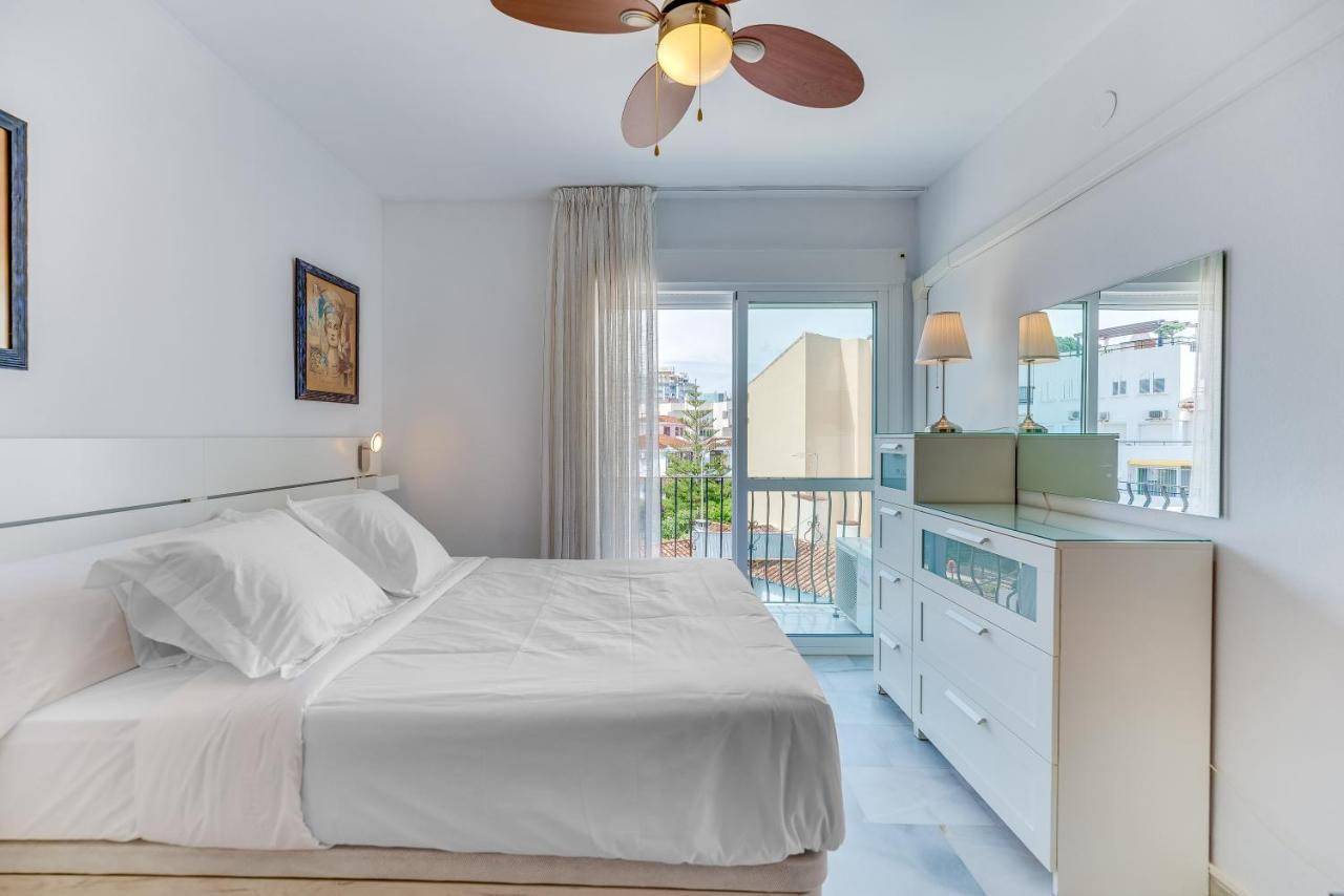 Homeforguest Bright In La Carihuela Near The Apartament